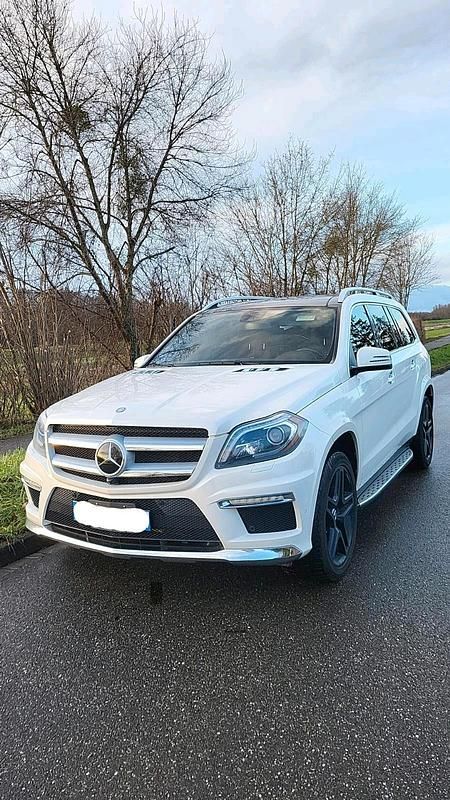 Weiß Gebraucht 2013 Mercedes GL550 SUV | 24.995 € - Bild 1/1