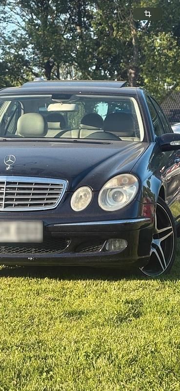 Gebraucht Mercedes E280 140 PS (102 kW) 2006 Blau Limousine