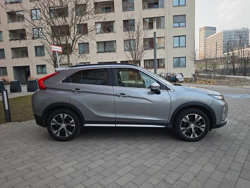 Gebraucht Mitsubishi Eclipse Cross Intense 163 PS (119 kW) 2019 Grau SUV