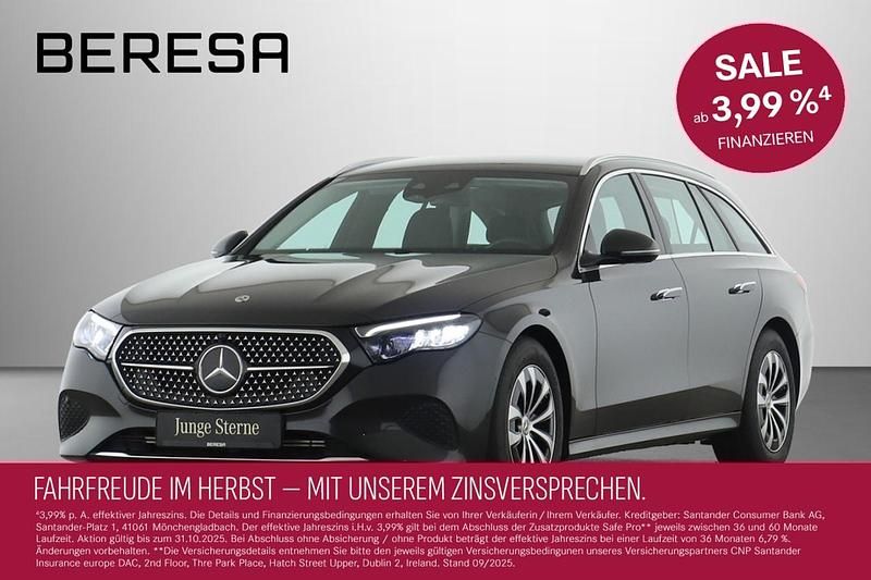 Grau Gebraucht 2024 Mercedes E220 Avantgarde Kombi | 43.385 € (Superpreis) - Bild 1/4