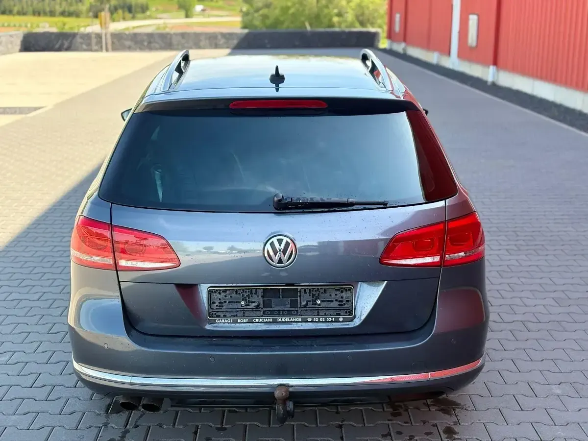 Gebraucht VW Passat Highline 177 PS (130 kW) 2013 Grau Kombi