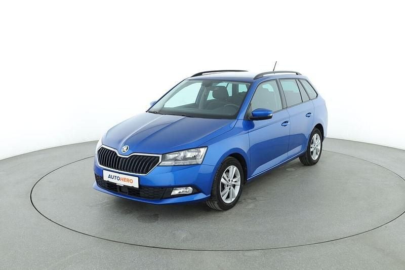 Blau Gebraucht 2022 Skoda Fabia Ambition Kombi | 15.990 € (Guter Preis) - Bild 1/3