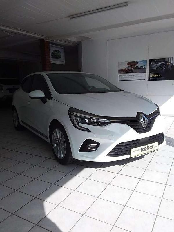 Weiß Gebraucht 2021 Renault Clio V Intens Kleinwagen | 14.990 € (Etwas zu teuer) - Bild 1/4