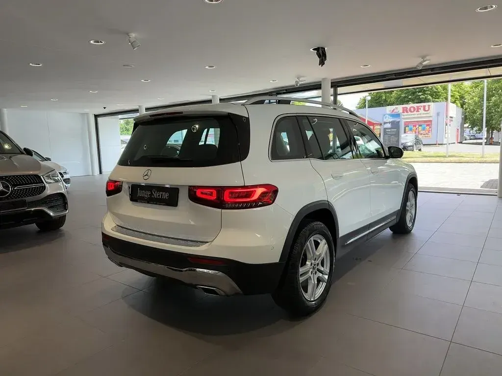 Gebraucht Mercedes GLB220 Progressive 190 PS (139 kW) 2022 Weiß SUV