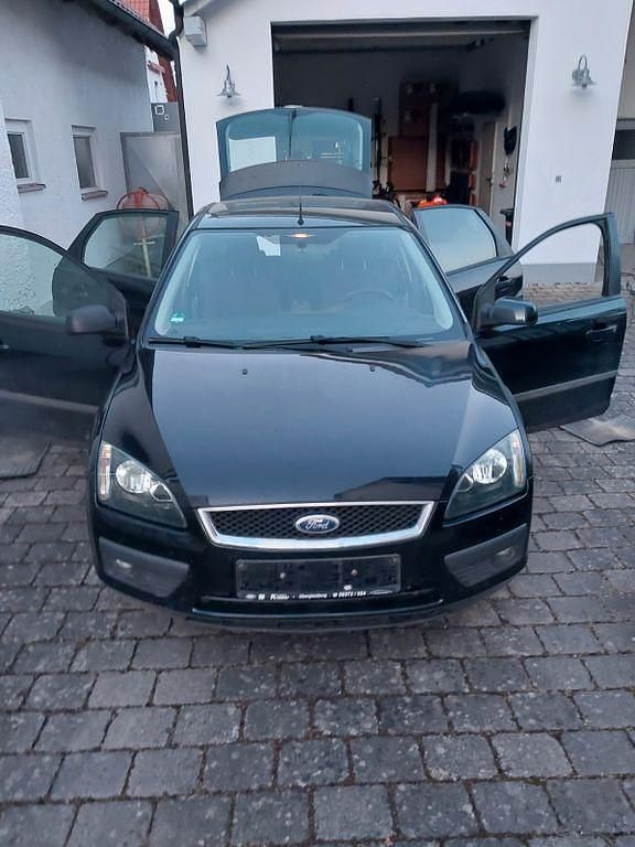 Gebraucht Ford Focus 136 PS (100 kW) 2005 Schwarz Limousine