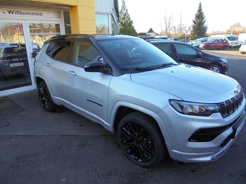 Gebraucht Jeep Compass 180 PS (132 kW) 2022 Other SUV