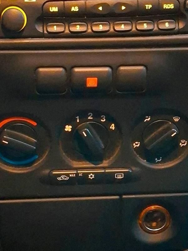 Gebraucht Opel Zafira 125 PS (91 kW) 2002 Silber Van / Kleinbus