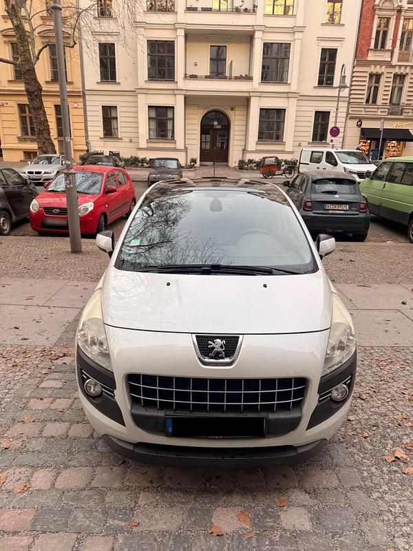 Gebraucht Peugeot 3008 120 PS (88 kW) 2012 Weiß Kombi