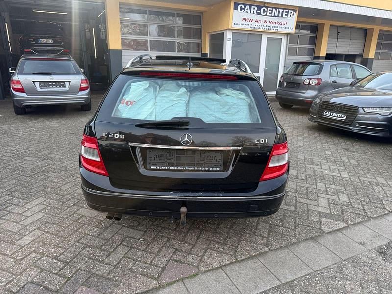 Gebraucht Mercedes C200 136 PS (100 kW) 2009 Schwarz Kombi