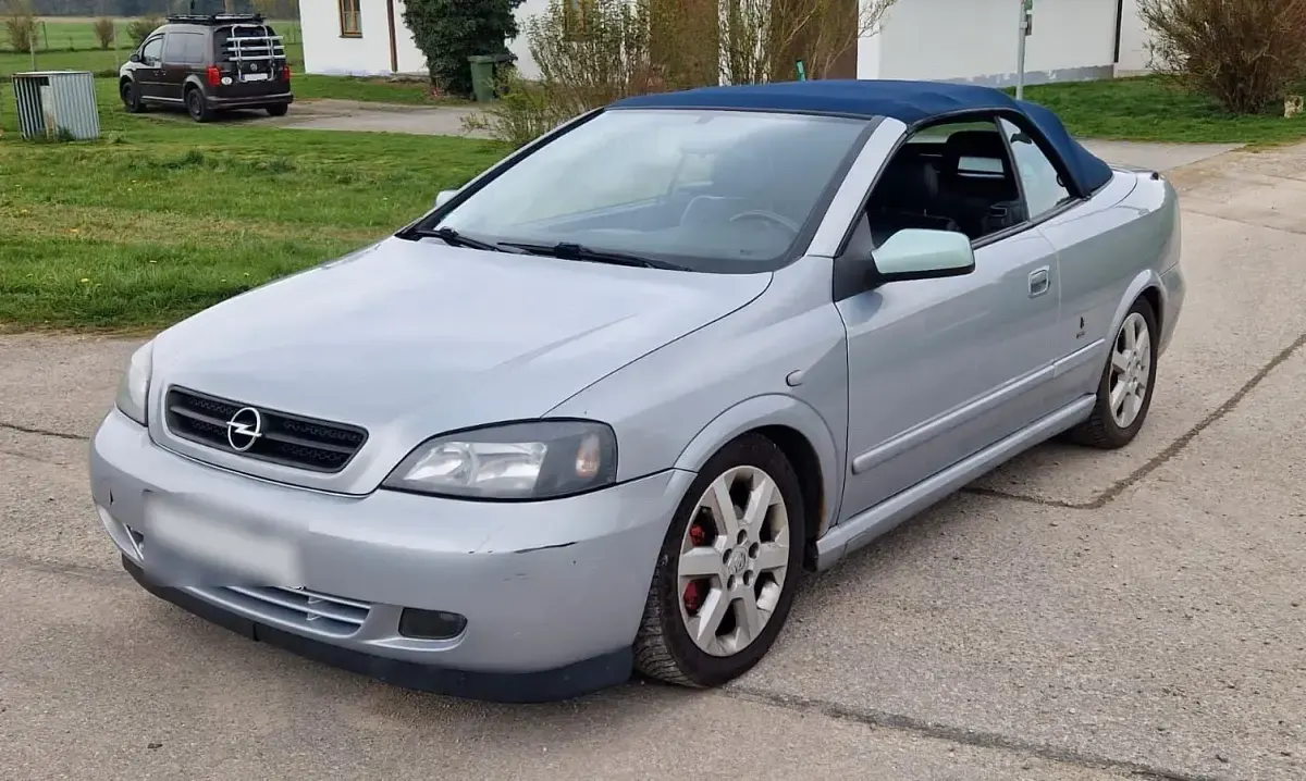 Gebraucht Opel Astra 125 PS (91 kW) 2001 Blau Cabrio