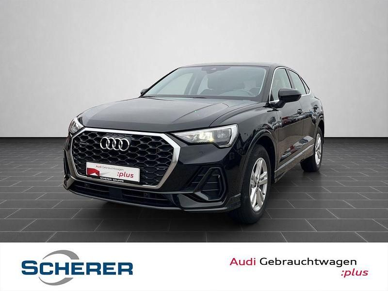 Mythosschwarz metallic Gebraucht 2022 Audi Q3 Sportback Basis SUV | 29.490 € (Superpreis) - Bild 1/4