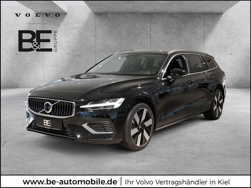 Gebraucht Volvo V60 Core 398 PS (292 kW) 2024 Onyx schwarz Kombi