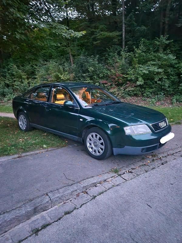 Grün Gebraucht 1997 Audi A6 Limousine | 1.100 € (Fairer Preis) - Bild 1/4