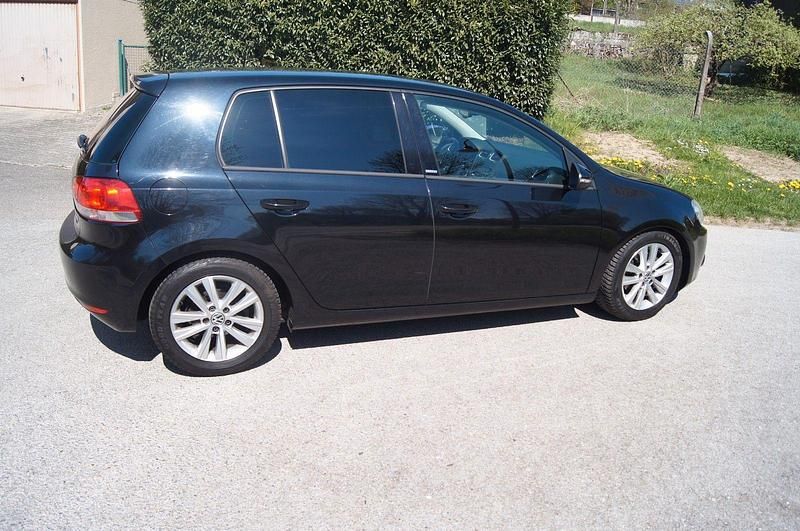 Gebraucht VW Golf VI Style 122 PS (89 kW) 2011 Schwarz Kleinwagen