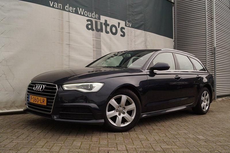 Gebraucht Audi A6 Premium 150 PS (110 kW) 2017 Blau Kombi