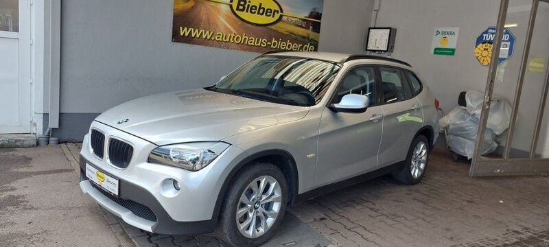 Silber Gebraucht 2012 BMW X1 SUV | 10.750 € (Fairer Preis) - Bild 1/4
