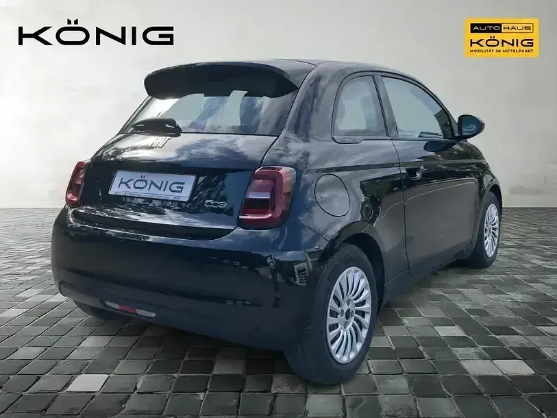 Gebraucht Fiat 500e 86 kW (118 PS) 2023 Schwarz Kleinwagen