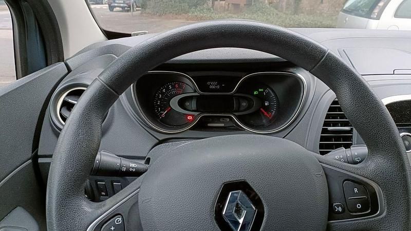 Gebraucht Renault Captur Life 90 PS (66 kW) 2018 Blau SUV