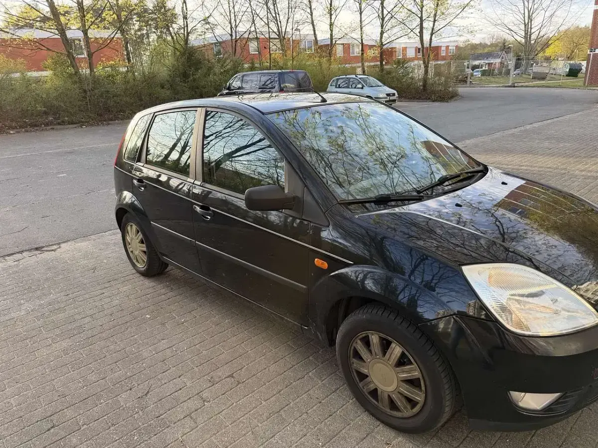 Gebraucht Ford Fiesta 80 PS (58 kW) 2002 Kleinwagen