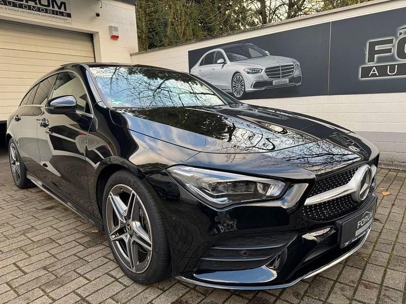 Schwarz Gebraucht 2023 Mercedes CLA220 AMG Limousine | 32.900 € (Guter Preis) - Bild 1/4