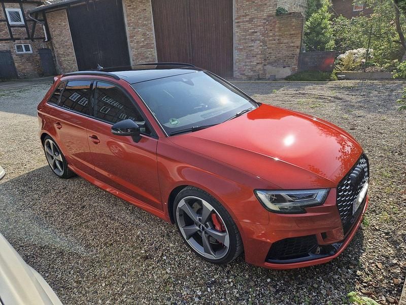 Gebraucht Audi RS3 400 PS (294 kW) 2018 Rot Limousine