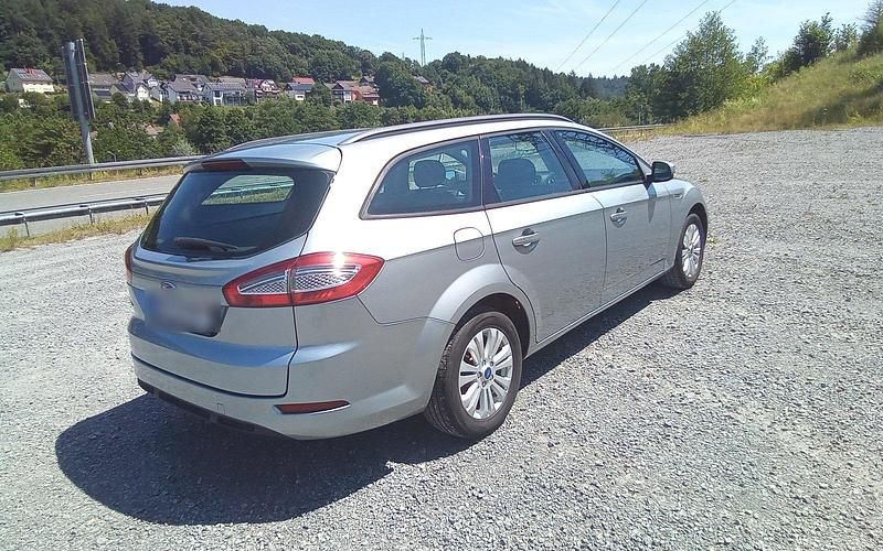 Gebraucht Ford Mondeo 160 PS (117 kW) 2013 Grau Kombi