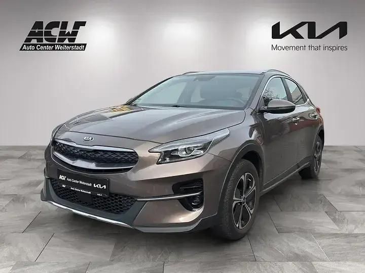 Gebraucht Kia Venga Platinum Edition 125 PS (91 kW) 2017 Braun Kleinwagen