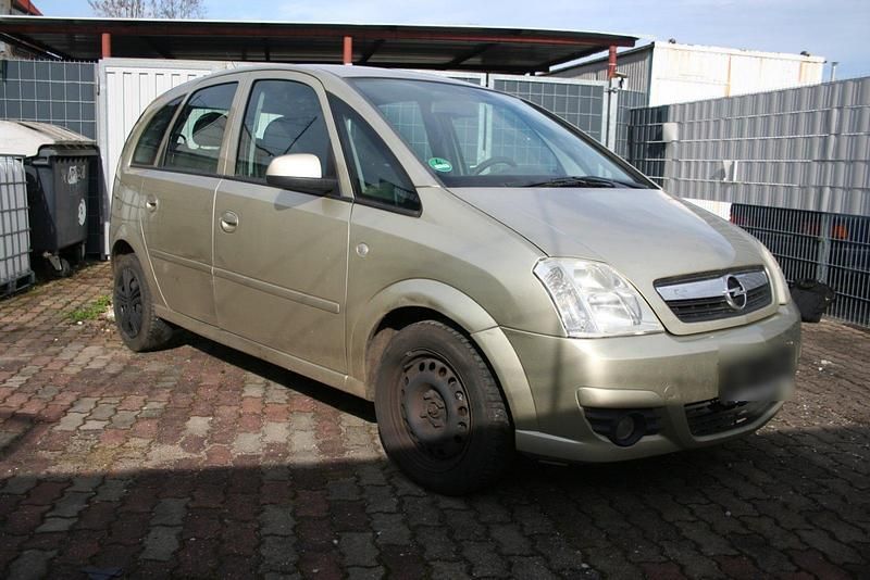 Gebraucht Opel Meriva 90 PS (66 kW) 2010 Gold Van / Kleinbus