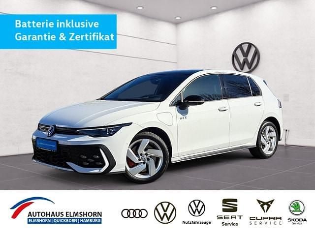 Pure white Gebraucht 2024 VW Golf VIII GTE Limousine | 39.949 € - Bild 1/4