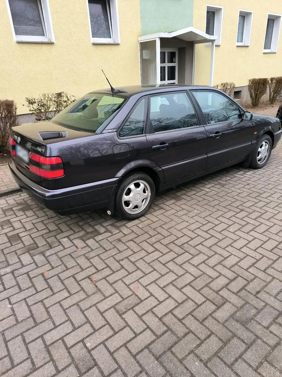 Gebraucht VW Passat 174 PS (127 kW) 1993 Limousine