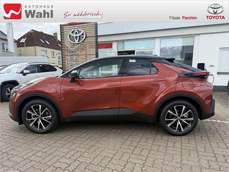Neu Toyota C-HR 223 PS (164 kW) 2025 Grau SUV