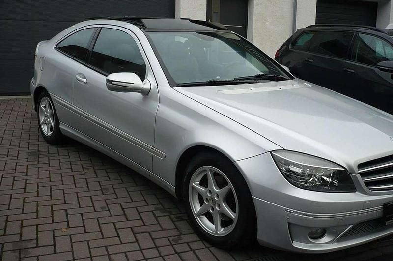 Gebraucht Mercedes CLC200 122 PS (89 kW) 2010 Silber Kleinwagen