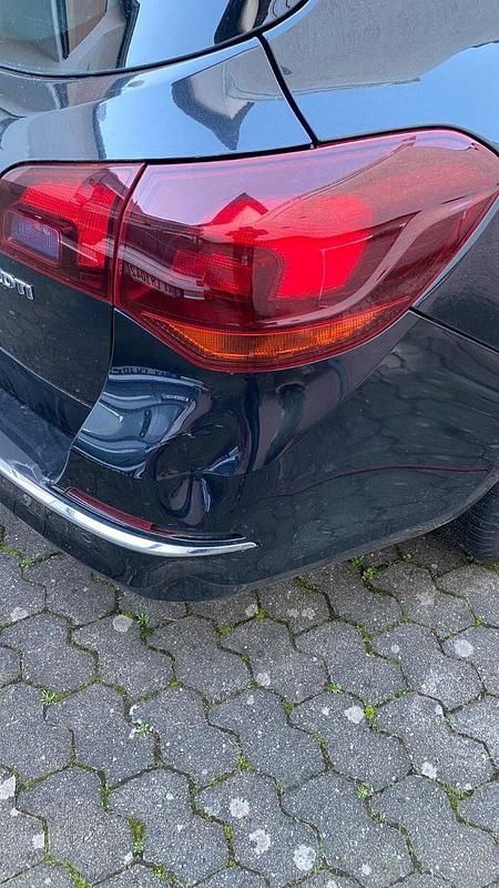 Gebraucht Opel Astra Edition 165 PS (121 kW) 2013 Schwarz Kombi