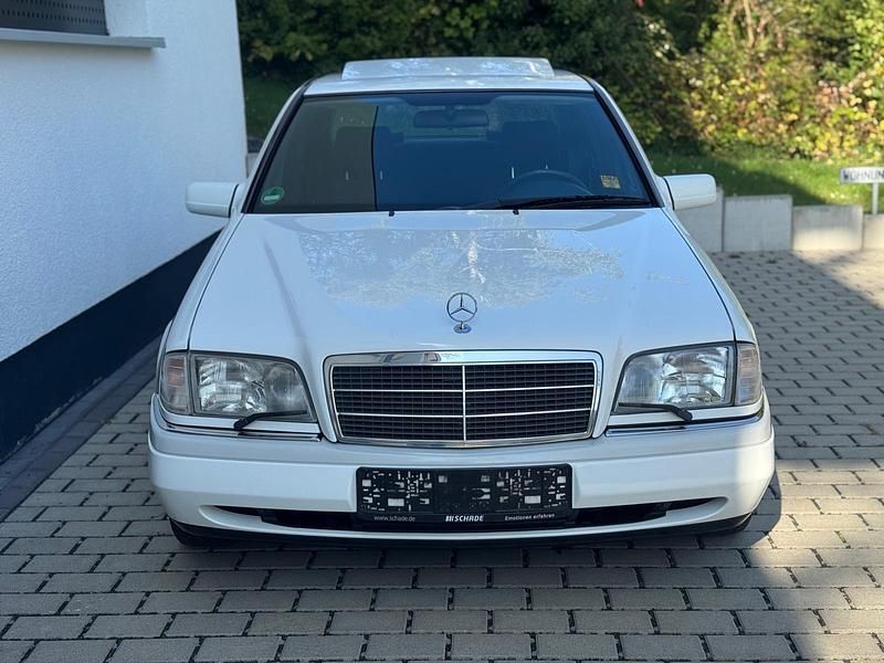 Gebraucht Mercedes C280 Elegance 193 PS (141 kW) 1993 Weiß Limousine