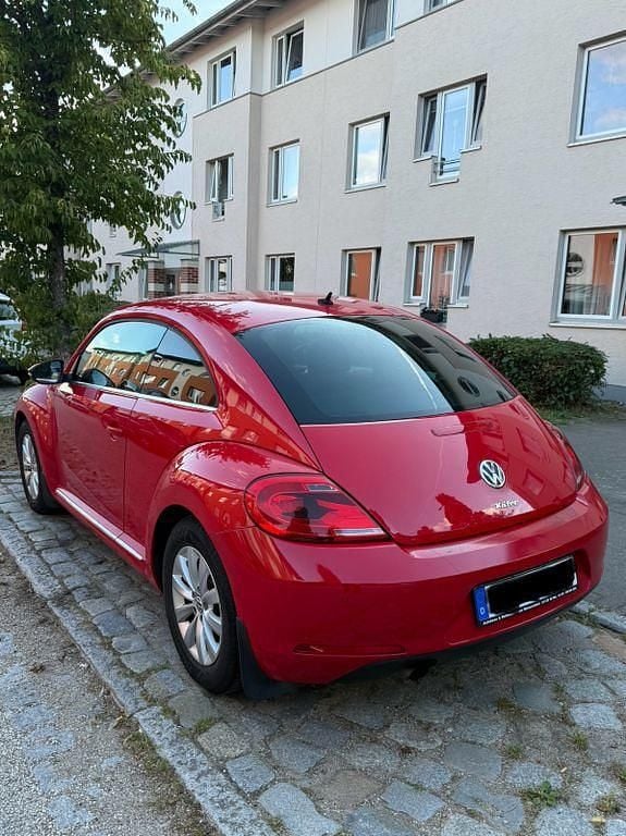 Gebraucht VW Beetle 105 PS (77 kW) 2012 Rot Kleinwagen