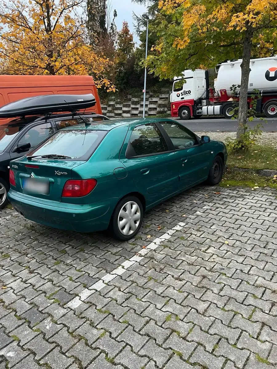 Gebraucht Citroën Xsara 110 PS (80 kW) 2000 Grün Limousine