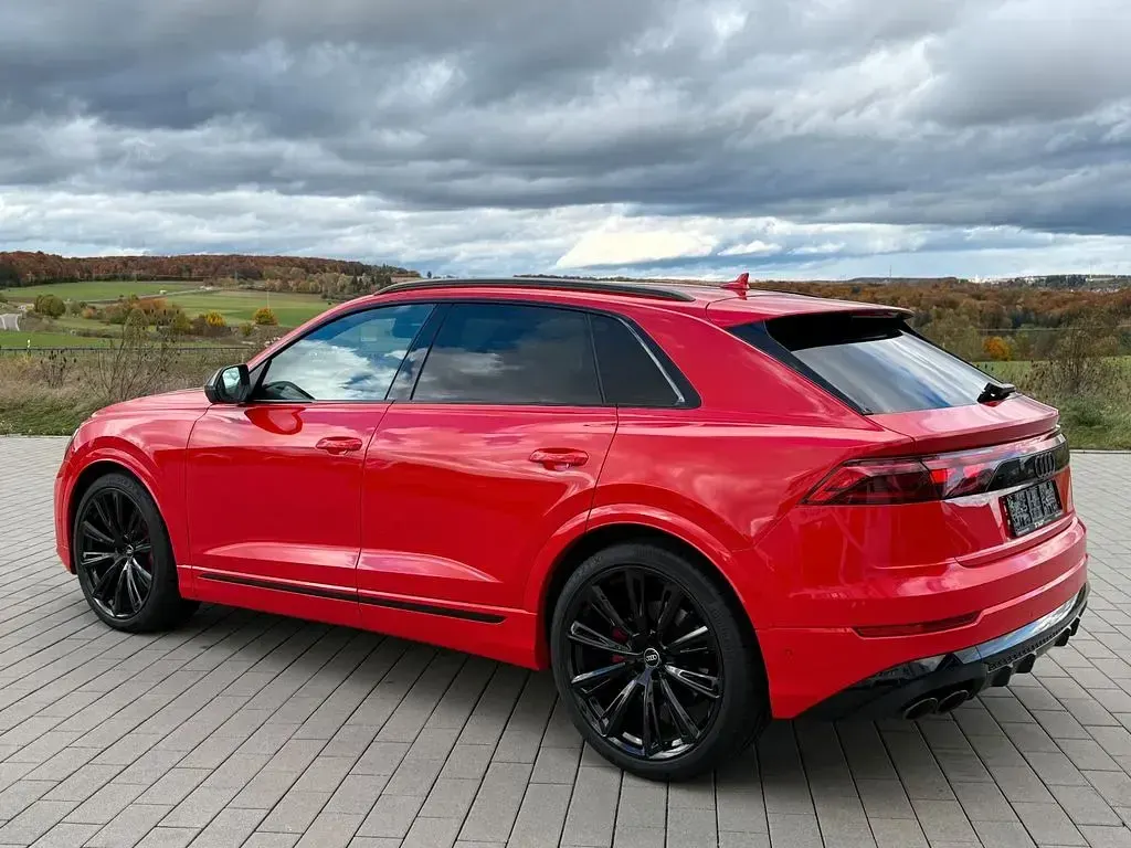 Second-hand Audi SQ8 Sport 507 CP (372 kW) 2025 Roșu SUV