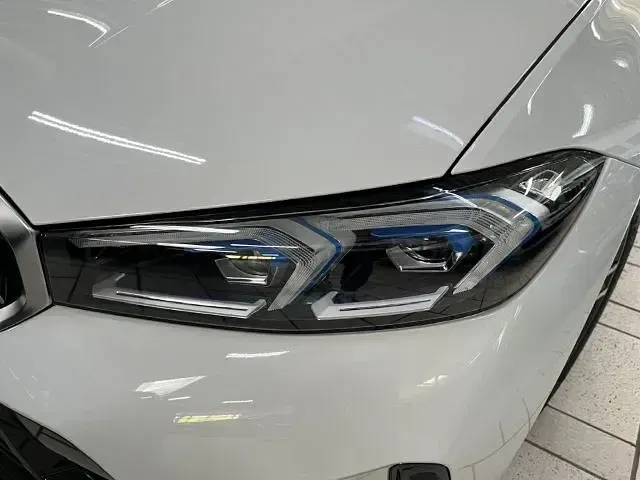 Gebraucht BMW 320 M Sport 190 PS (139 kW) 2025 Weiss Kombi