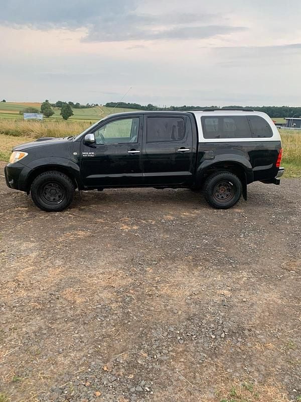 Schwarz Gebraucht 2007 Toyota HiLux Abholung | 15.500 € - Bild 1/4