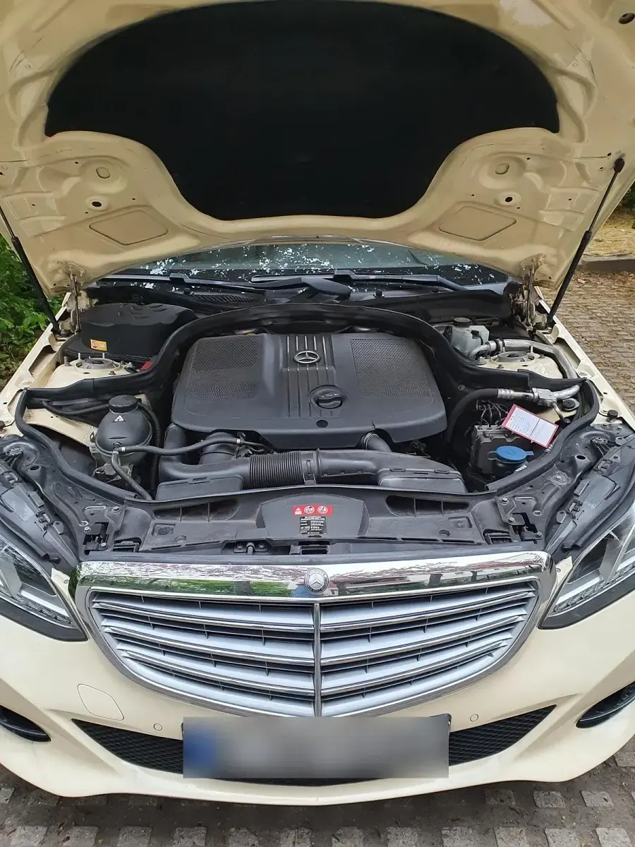 Gebraucht Mercedes E200 136 PS (100 kW) 2014 Gelb Kombi