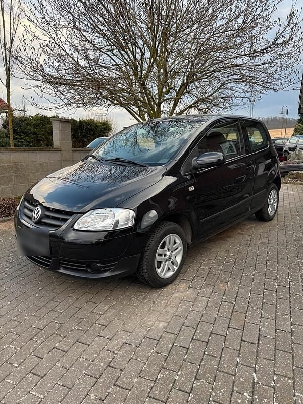 Usata VW Fox 75 CV (55 kW) 2006 Nero Utilitaria