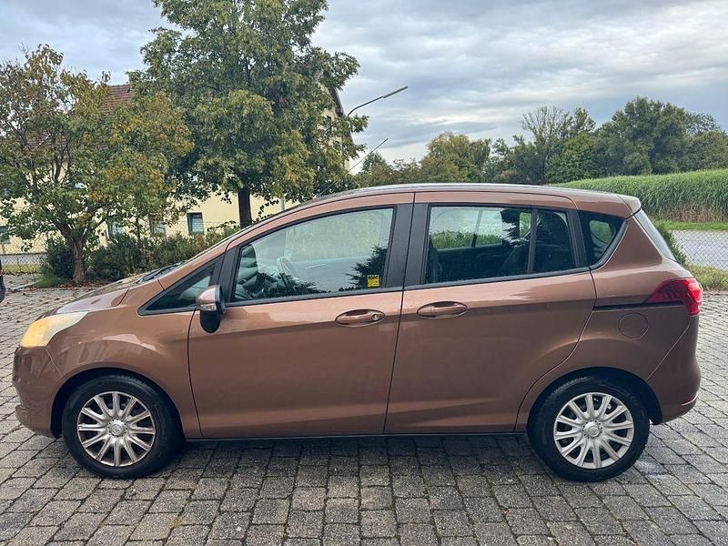 Canyonbraun Gebraucht 2013 Ford B-MAX Trend Van / Kleinbus | 4.990 € (Guter Preis) - Bild 1/4