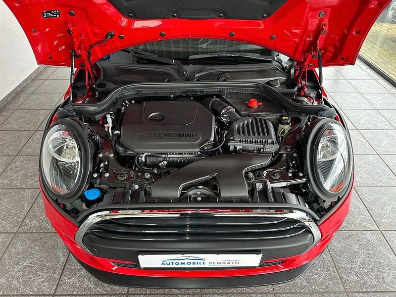 Gebraucht Mini ONE 102 PS (75 kW) 2018 Rot Kleinwagen