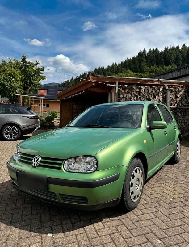 Grün Gebraucht 1999 VW Golf IV Kleinwagen | 680 € (Superpreis) - Bild 1/4