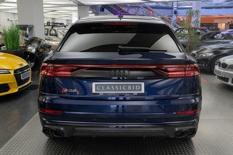 Gebraucht Audi SQ8 Design 507 PS (372 kW) 2021 Navarrablau SUV