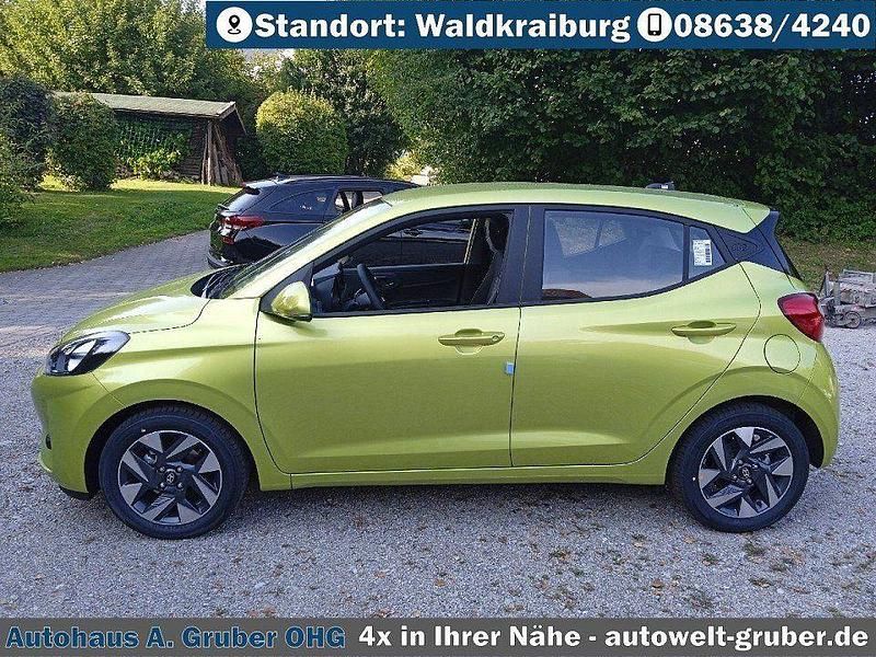 Neu Hyundai i10 Trend 63 PS (46 kW) 2026 Gelb Kleinwagen