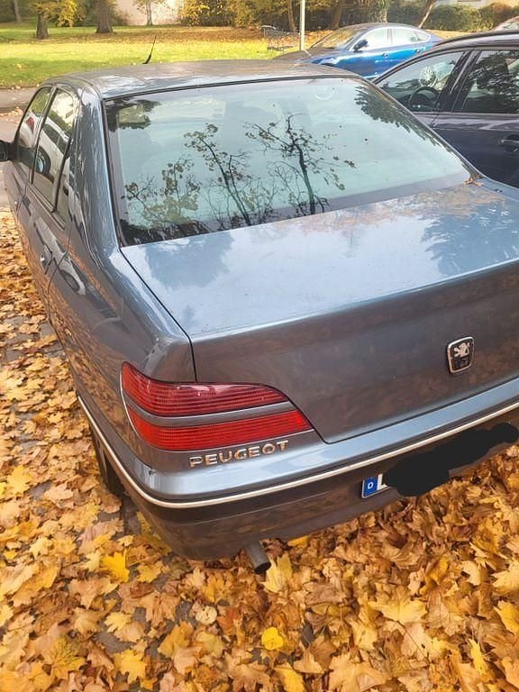 Blau Gebraucht 2002 Peugeot 406 Limousine | 1.999 € (Etwas zu teuer) - Bild 1/4