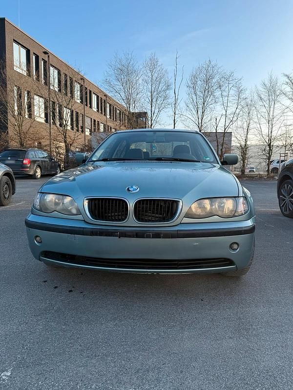 Gebraucht BMW 316 116 PS (85 kW) 2002 Blau Limousine