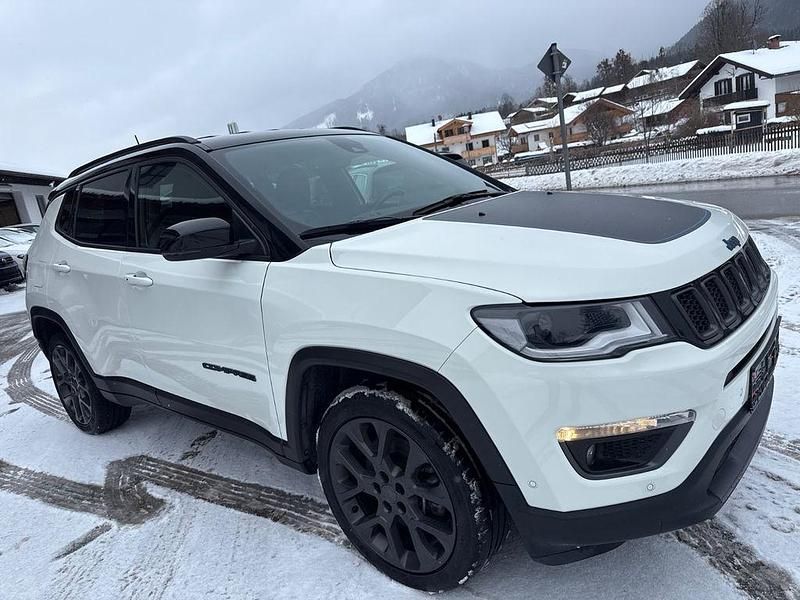 Gebraucht Jeep Compass 179 PS (131 kW) 2020 Weiß SUV