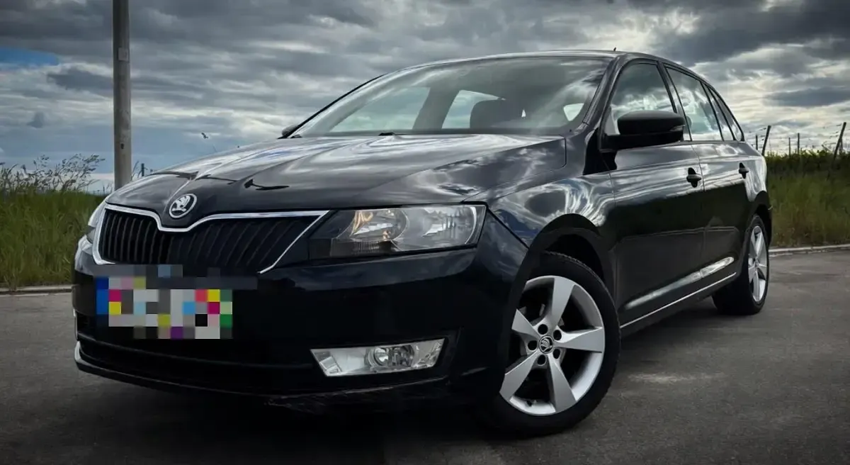 Używany Skoda Rapid Cool Edition 90 KM (66 kW) 2015 Czarny Hatchback